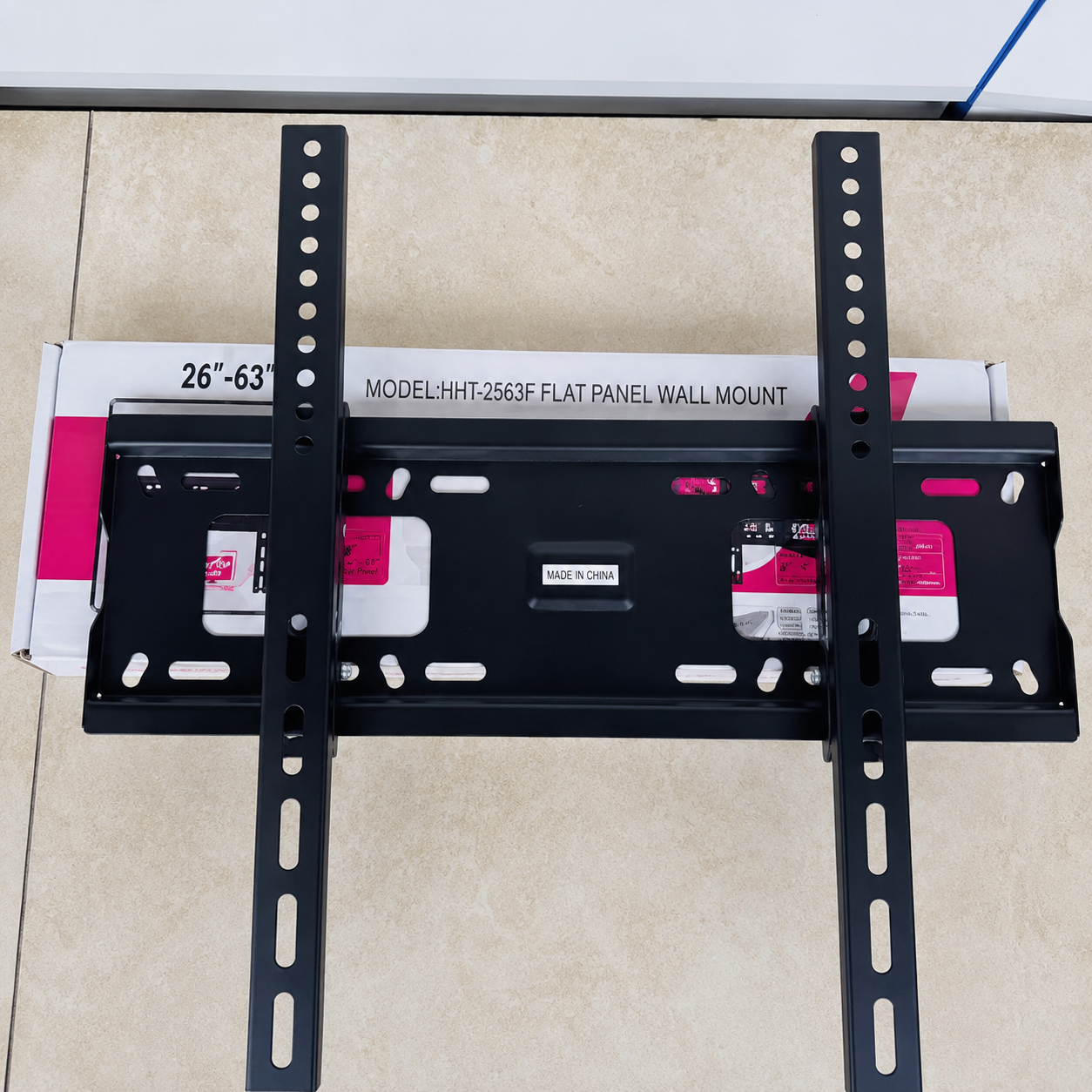 23–65 Inch Tilting TV Wall Mount Bracket SH 44T